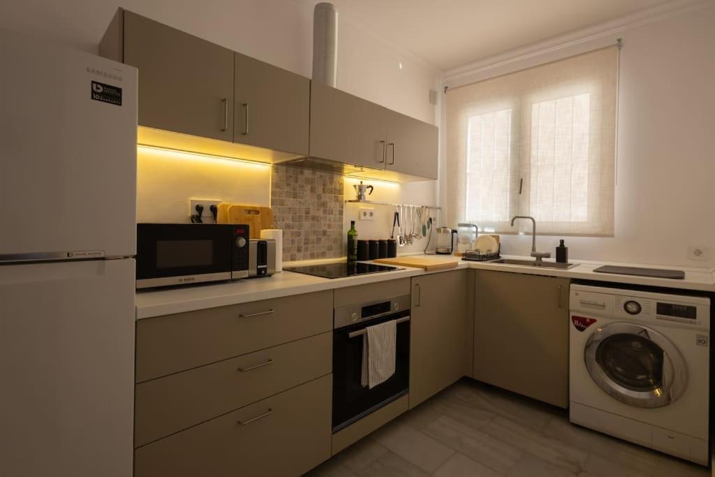 Apartment Comfy Stylish In *